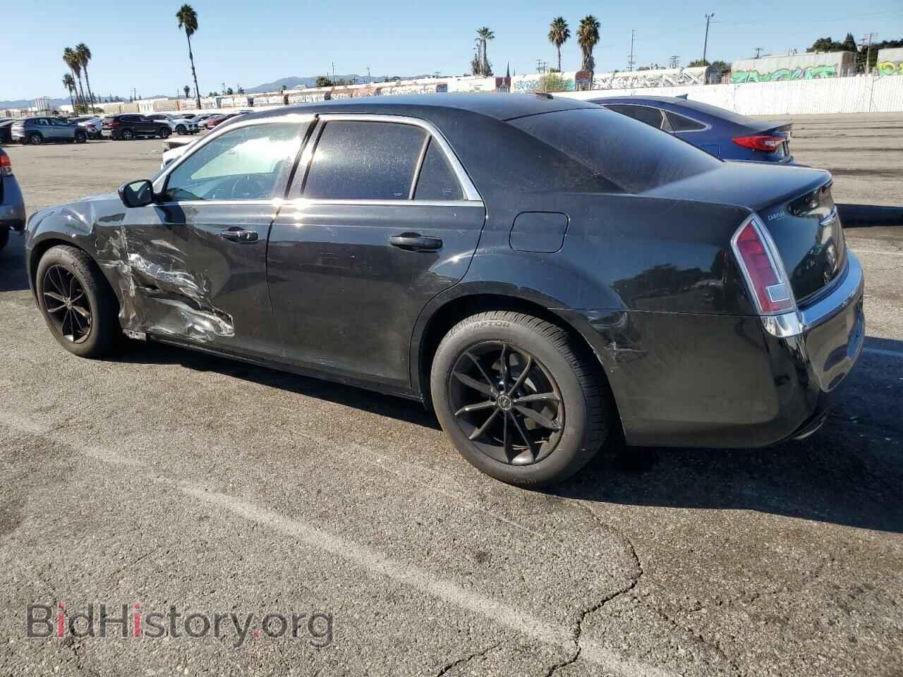 2014 CHRYSLER 300 - VIN: 2C3CCAAG9EH323766 - Фото 2