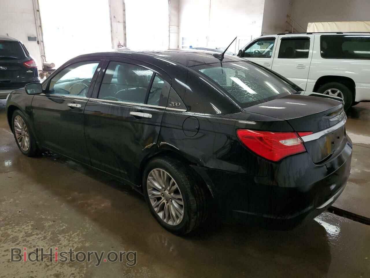 2013 CHRYSLER 200 - VIN: 1C3CCBCG7DN574777 - Фото 2