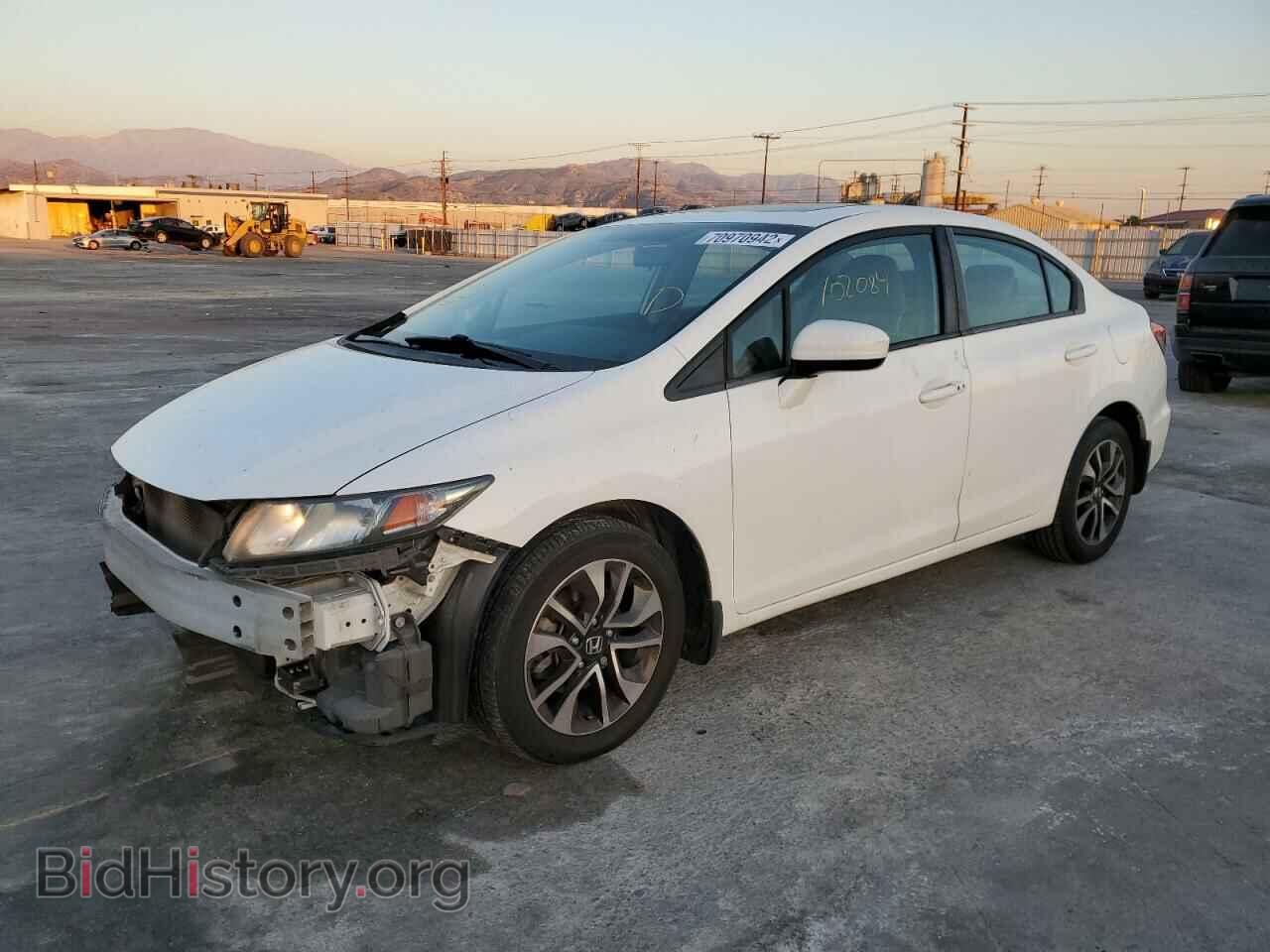 Фотография 19XFB2F80EE227359 - HONDA CIVIC 2014