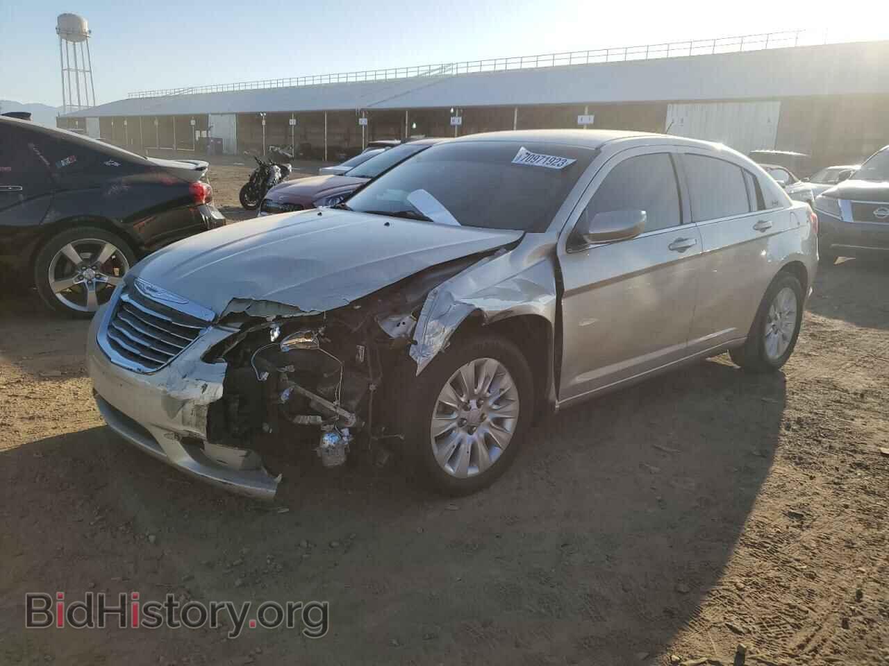 Photo 1C3CCBAB8DN642236 - CHRYSLER 200 2013