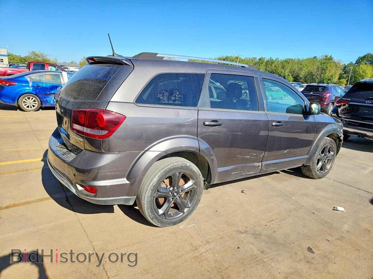 2020 DODGE JOURNEY - VIN: 3C4PDCGB3LT266647 - Фото 3