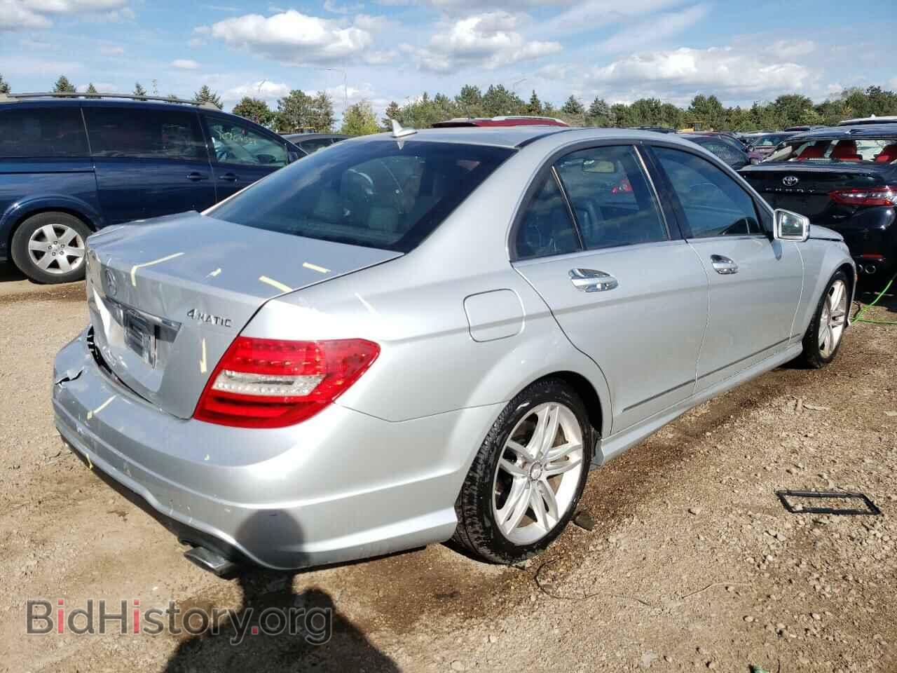 2012 MERCEDES-BENZ C-CLASS - VIN: WDDGF8BB5CA704175 - Фото 3