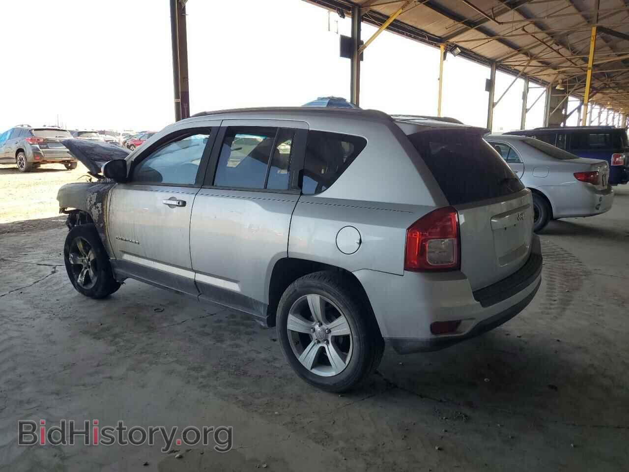 2011 JEEP COMPASS - VIN: 1J4NT1FA7BD146565 - Photo 2