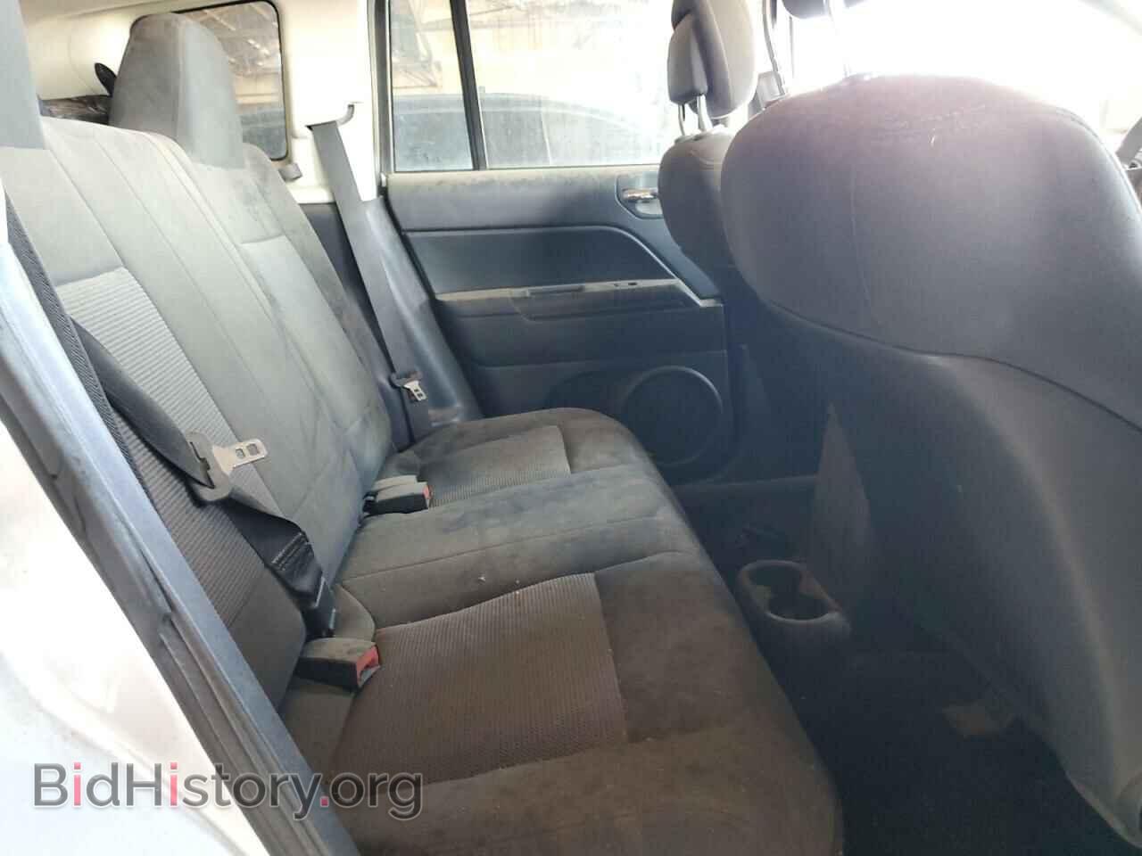 2011 JEEP COMPASS - VIN: 1J4NT1FA7BD146565 - Photo 10