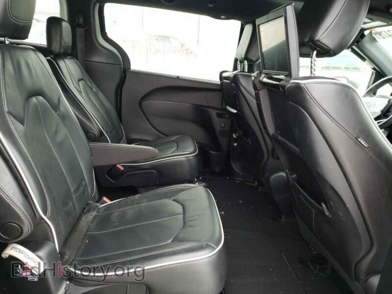 2018 Chrysler PACIFICA (VIN 2C4RC1GG5JR312264) — фото 6 из 10