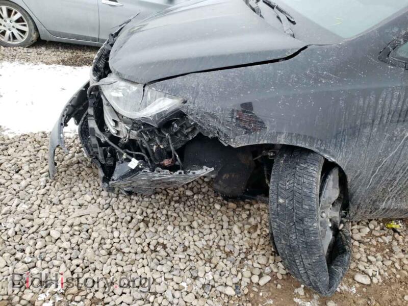 2018 Chrysler PACIFICA (VIN 2C4RC1GG5JR312264) — фото 9 из 10