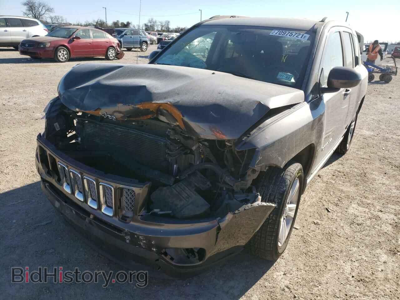 2016 JEEP COMPASS - VIN: 1C4NJCEA3GD612847 - Photo 2