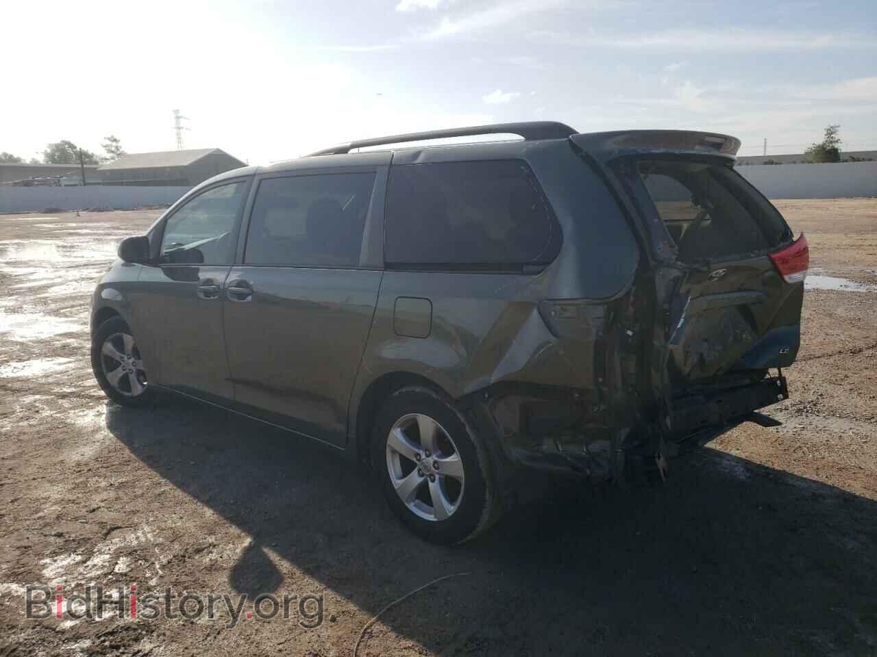 2013 TOYOTA All Models - VIN: 5TDKK3DC2DS325213 - Фото 2