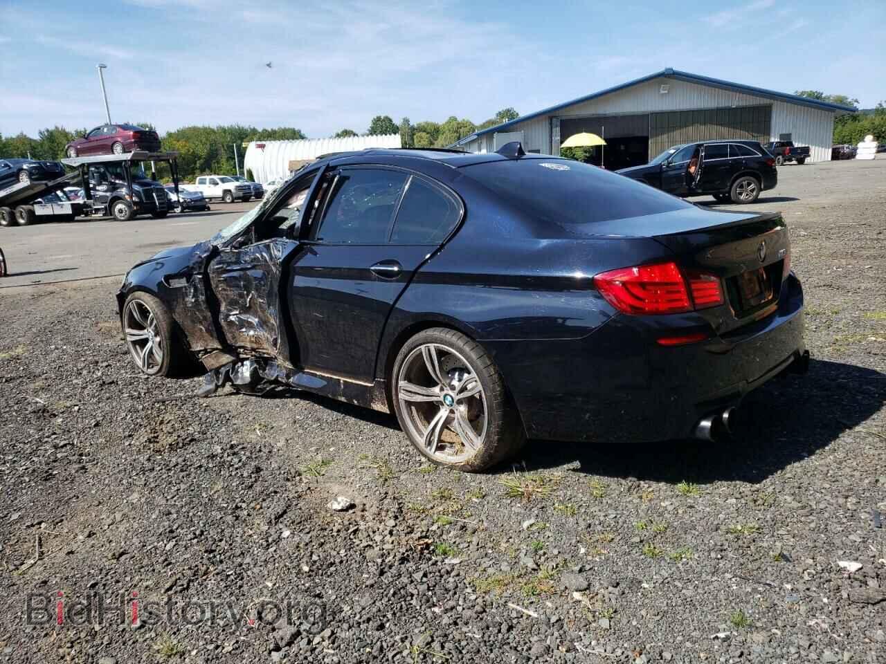 2013 BMW M5 - VIN: WBSFV9C52DC773993 - Фото 2