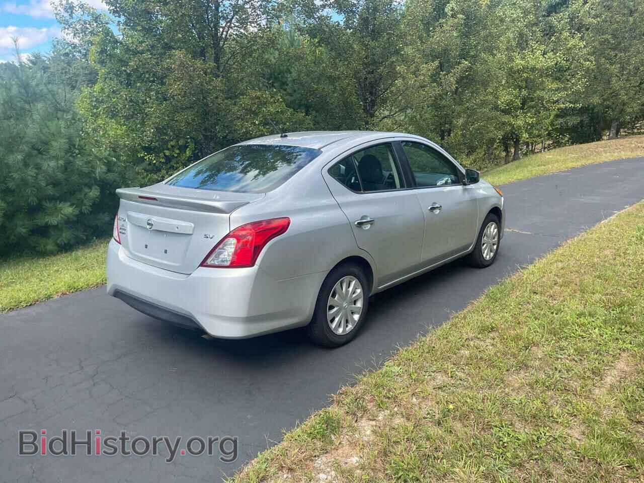2017 NISSAN VERSA - VIN: 3N1CN7AP1HK418061 - Фото 4