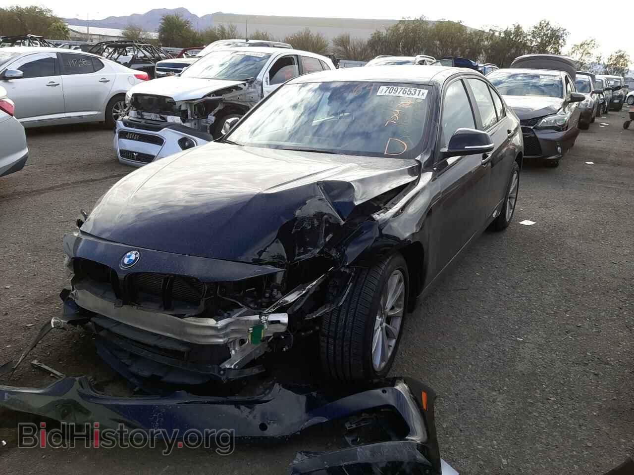 2017 BMW 3 SERIES - VIN: WBA8A9C33HAC99807 - Фото 2