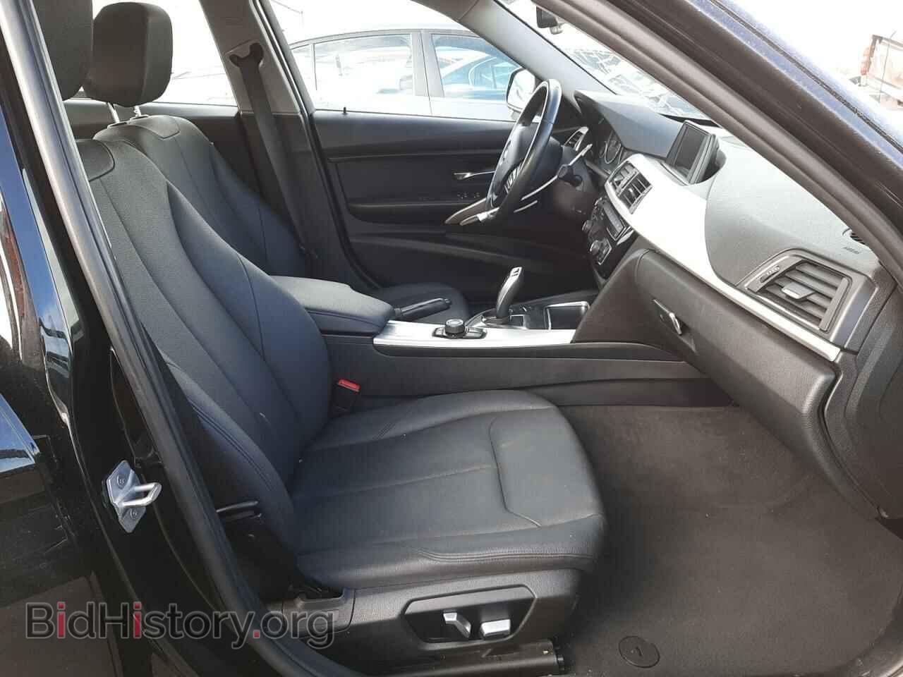 2017 BMW 3 SERIES - VIN: WBA8A9C33HAC99807 - Фото 5