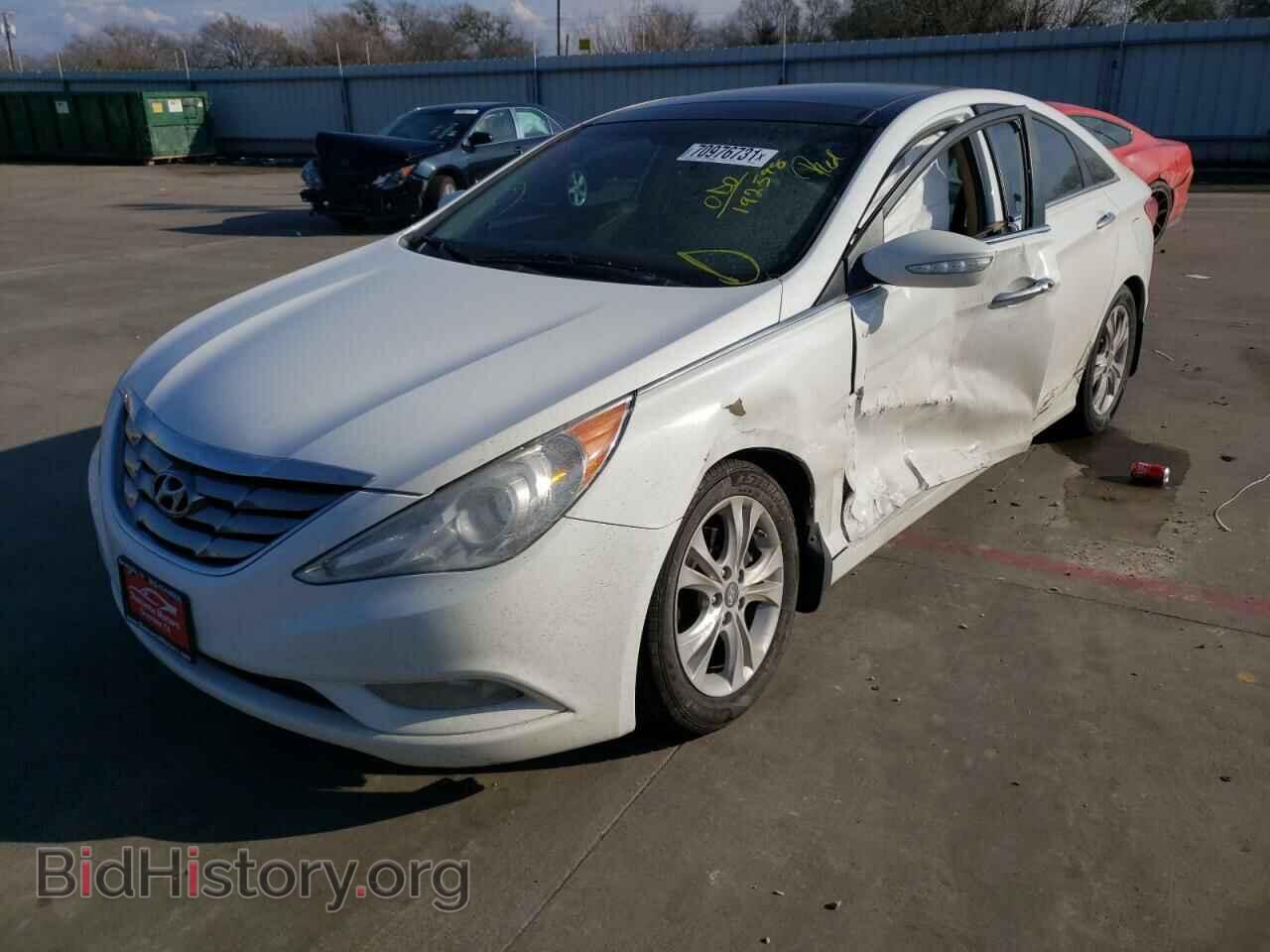 2013 HYUNDAI SONATA - VIN: 5NPEC4ACXDH577396 - Фото 2