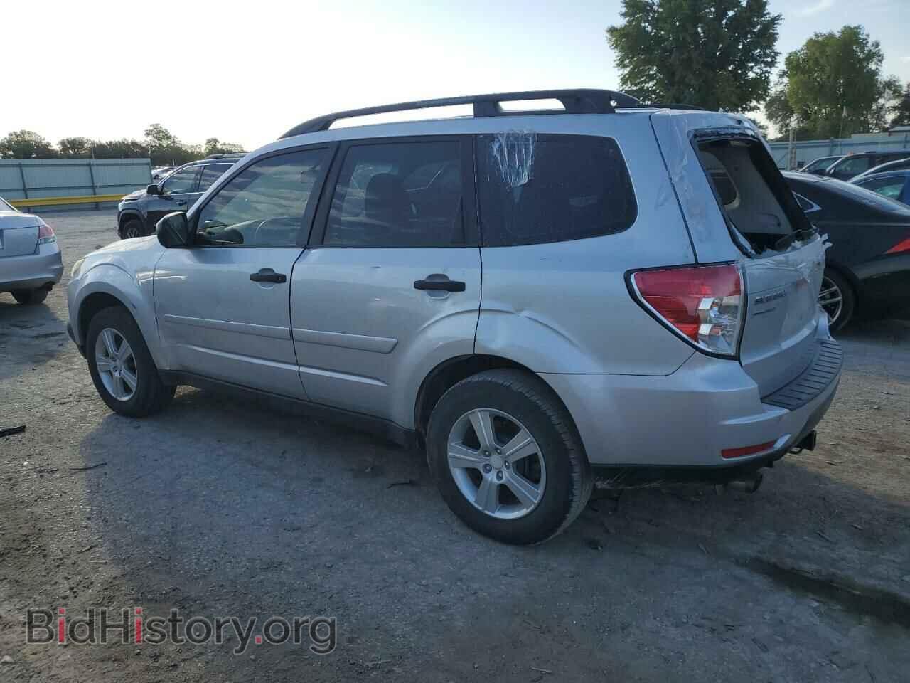 2011 SUBARU FORESTER - VIN: JF2SHBBC0BH738228 - Фото 2