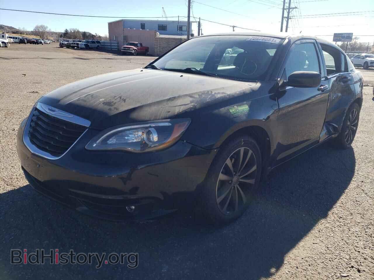 2013 CHRYSLER 200 - VIN: 1C3CCBBB8DN578388 - Фото 2