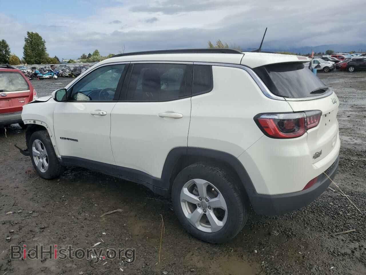 2018 JEEP COMPASS - VIN: 3C4NJDBB3JT418615 - Фото 2