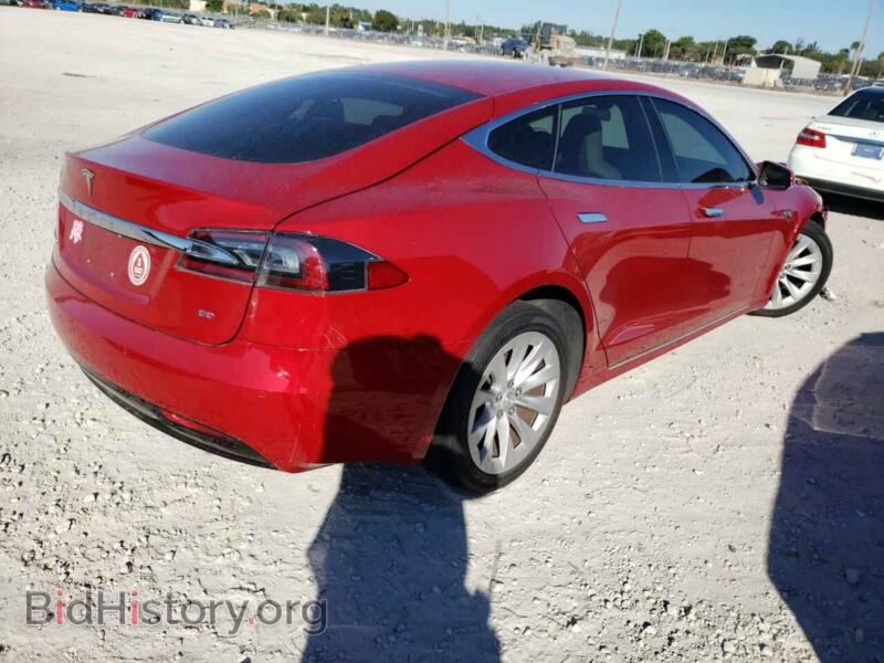 2016 Tesla MODEL S (VIN 5YJSA1E11GF149364) — photo 4 of 10