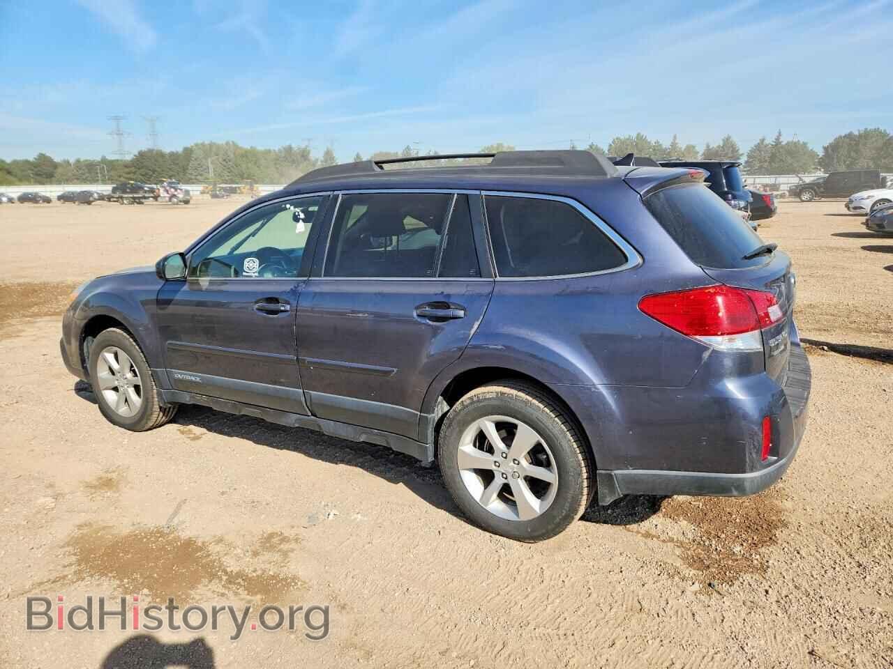 2014 SUBARU OUTBACK - VIN: 4S4BRCLC2E3305457 - Photo 2