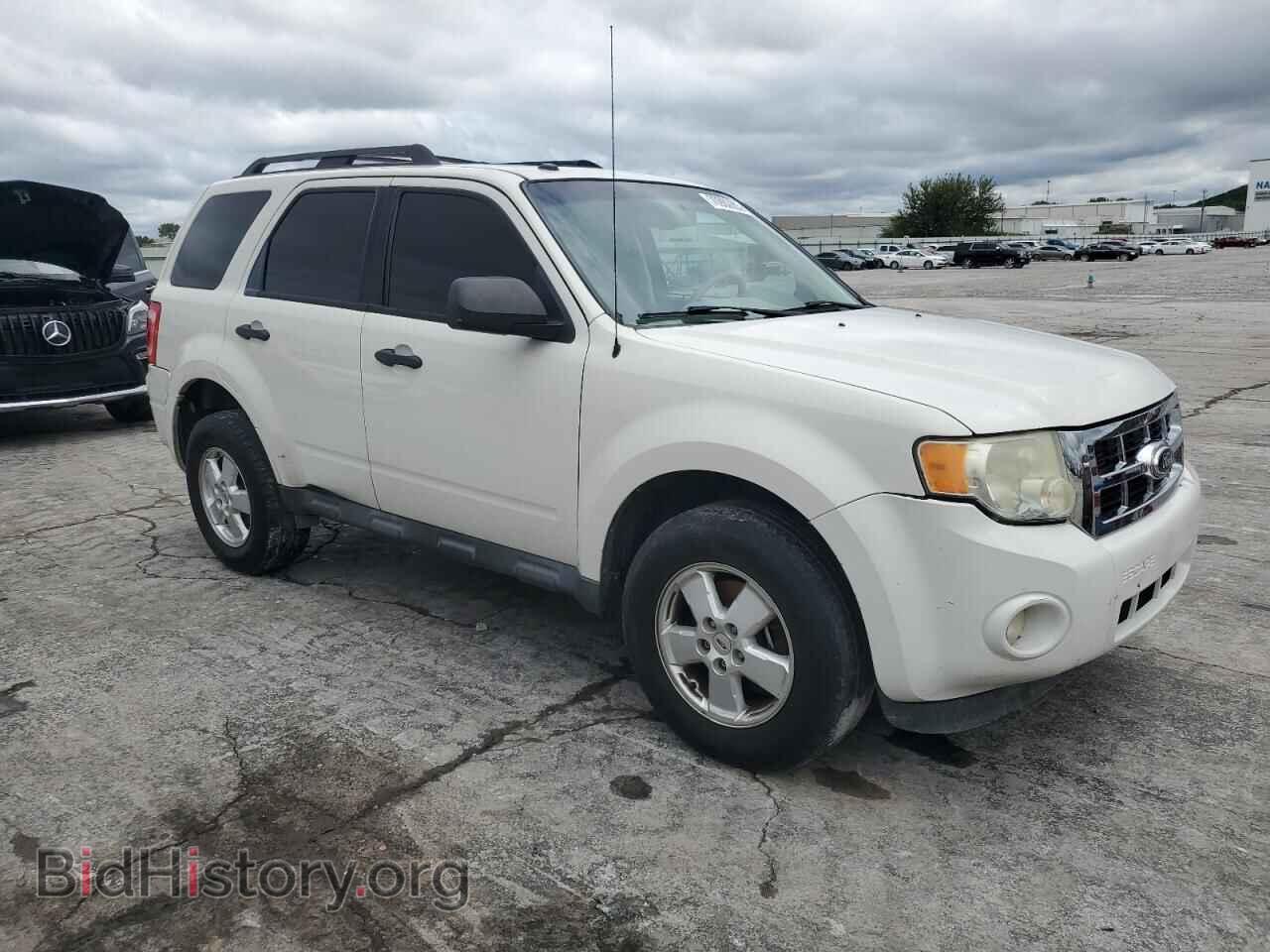 2011 FORD ESCAPE - VIN: 1FMCU0DG8BKA81065 - Фото 4