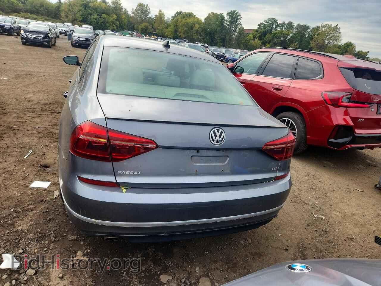 2018 VOLKSWAGEN PASSAT - VIN: 1VWAA7A35JC045676 - Фото 6
