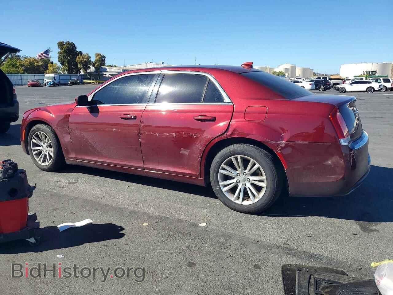 2016 CHRYSLER 300 - VIN: 2C3CCAAG6GH343721 - Фото 2