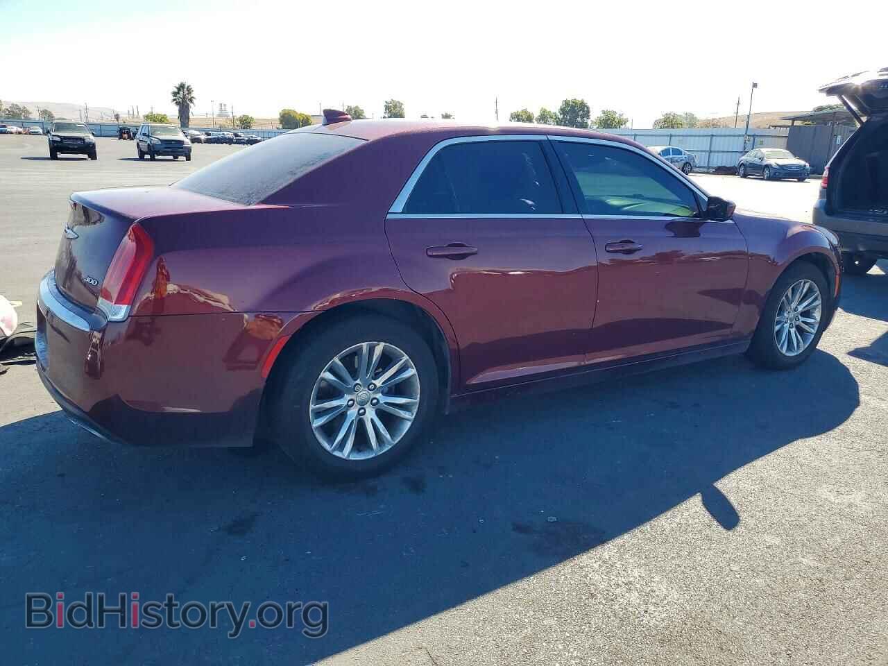 2016 CHRYSLER 300 - VIN: 2C3CCAAG6GH343721 - Фото 3