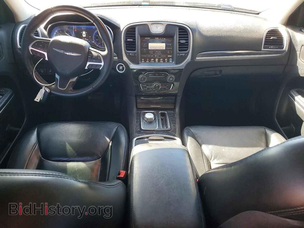 2016 CHRYSLER 300 - VIN: 2C3CCAAG6GH343721 - Фото 8