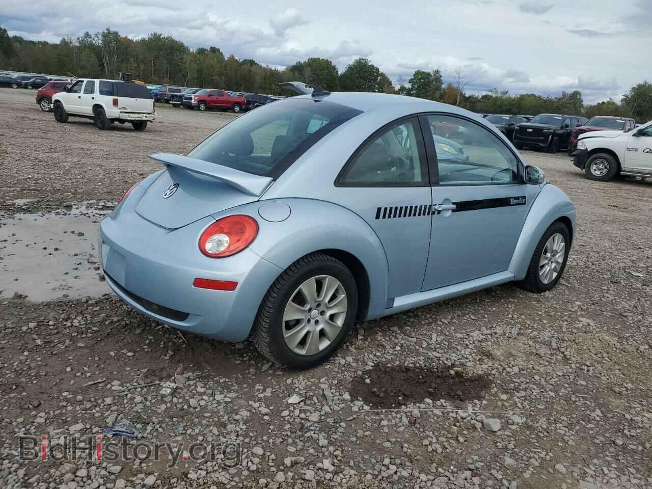 2010 VOLKSWAGEN BEETLE - VIN: 3VWPG3AGXAM026995 - Фото 3