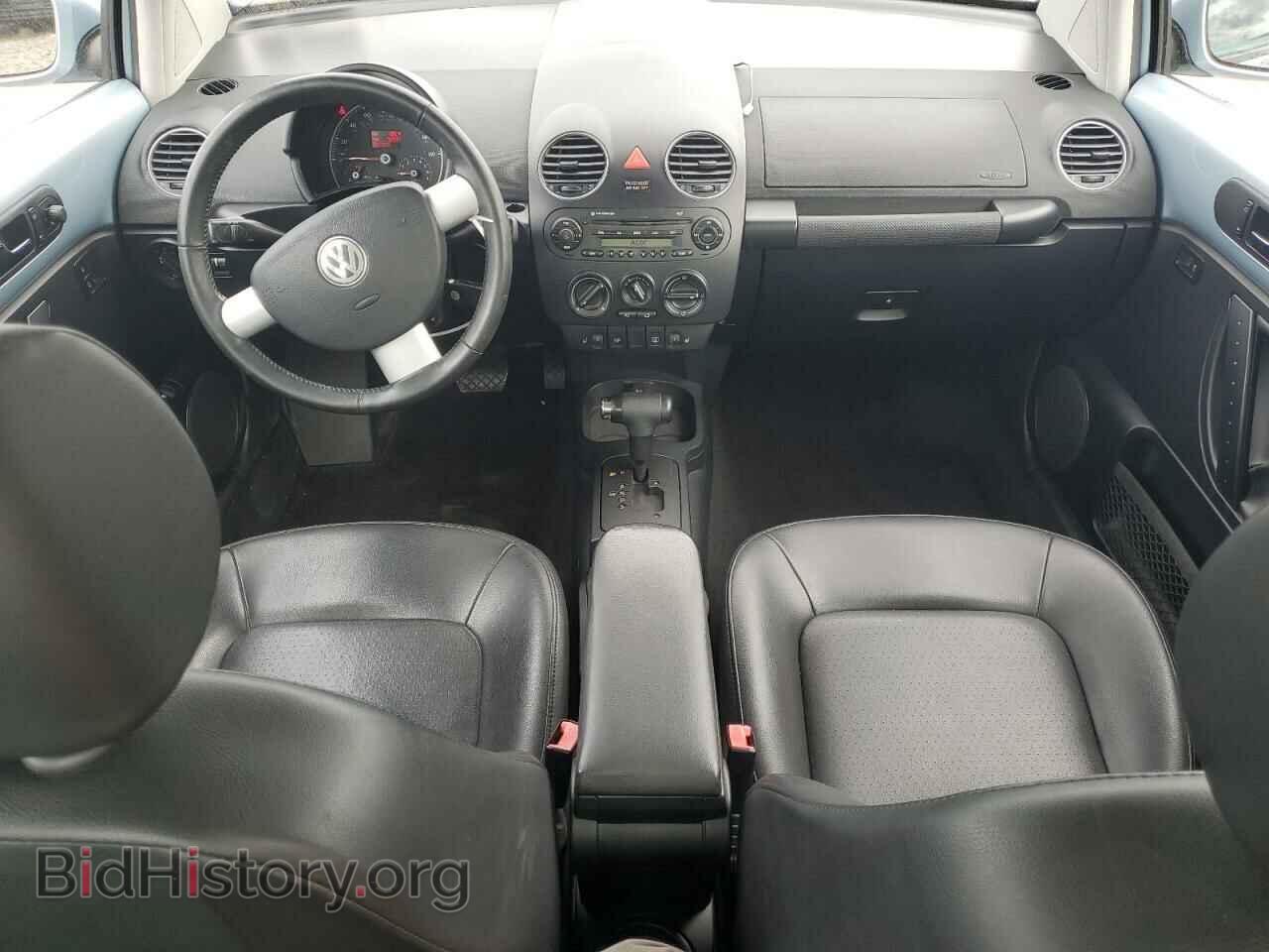 2010 VOLKSWAGEN BEETLE - VIN: 3VWPG3AGXAM026995 - Фото 8