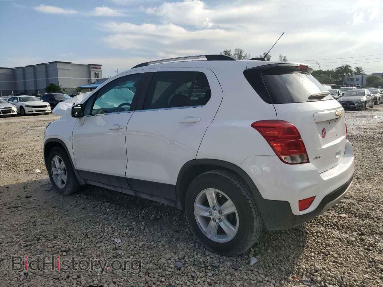 2019 CHEVROLET TRAX - VIN: 3GNCJLSB3KL287700 - Photo 2