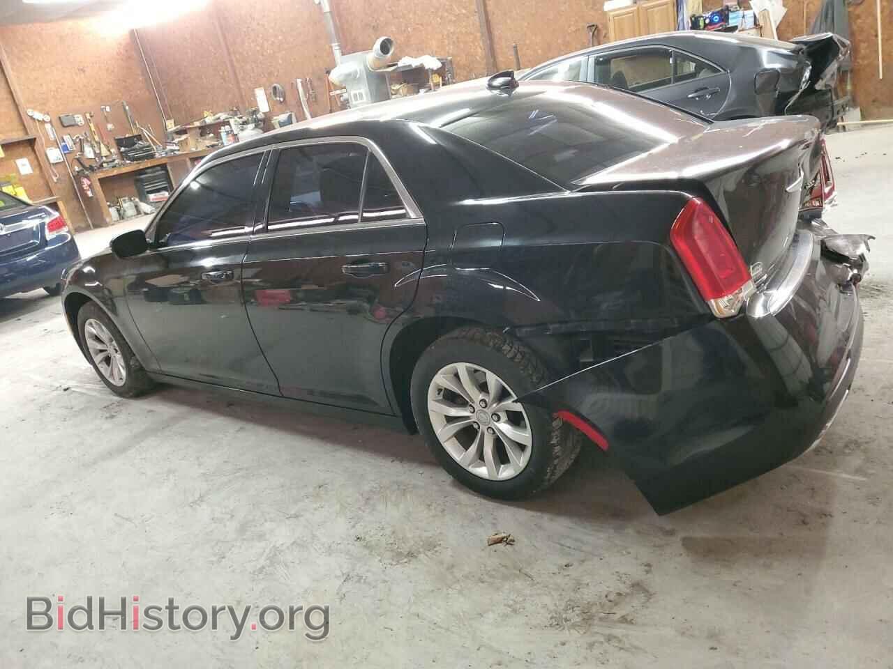 2015 CHRYSLER 300 - VIN: 2C3CCAAG5FH791964 - Фото 2
