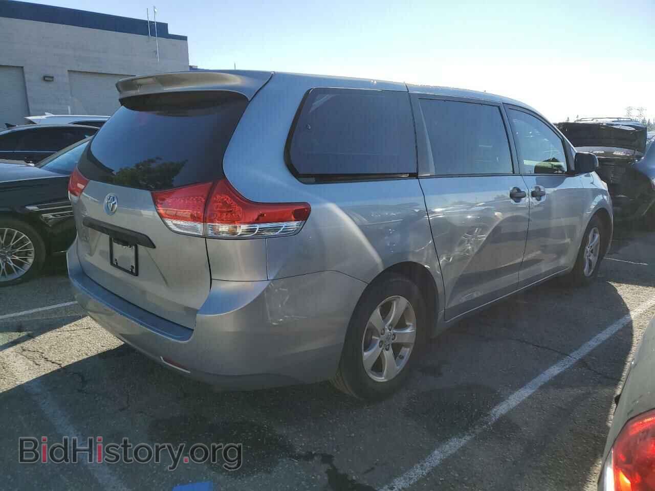 2013 TOYOTA SIENNA - VIN: 5TDZK3DC8DS287730 - Фото 3