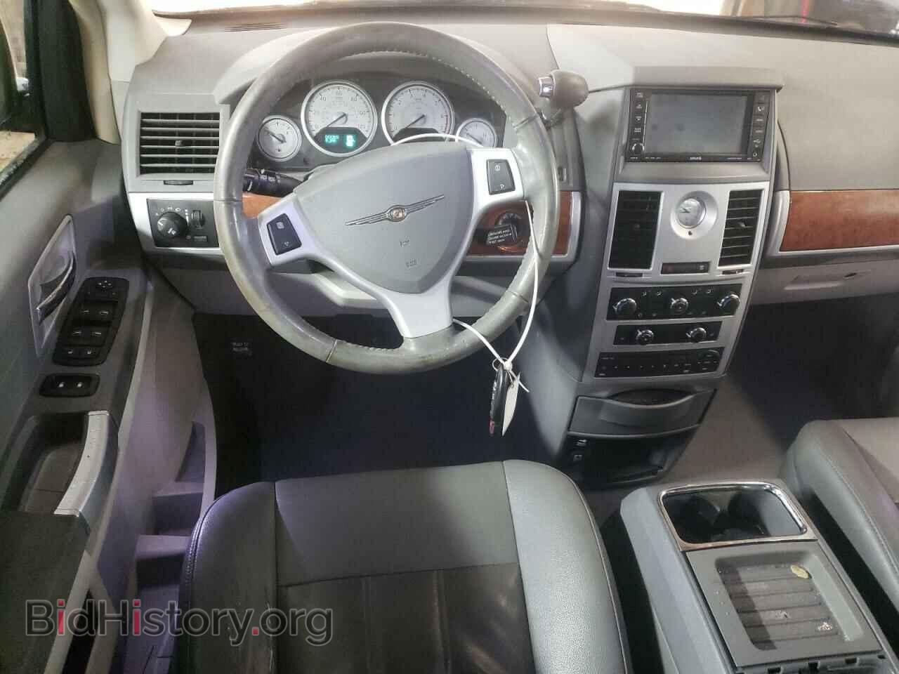 2008 CHRYSLER MINIVAN - VIN: 2A8HR54P48R829466 - Фото 8