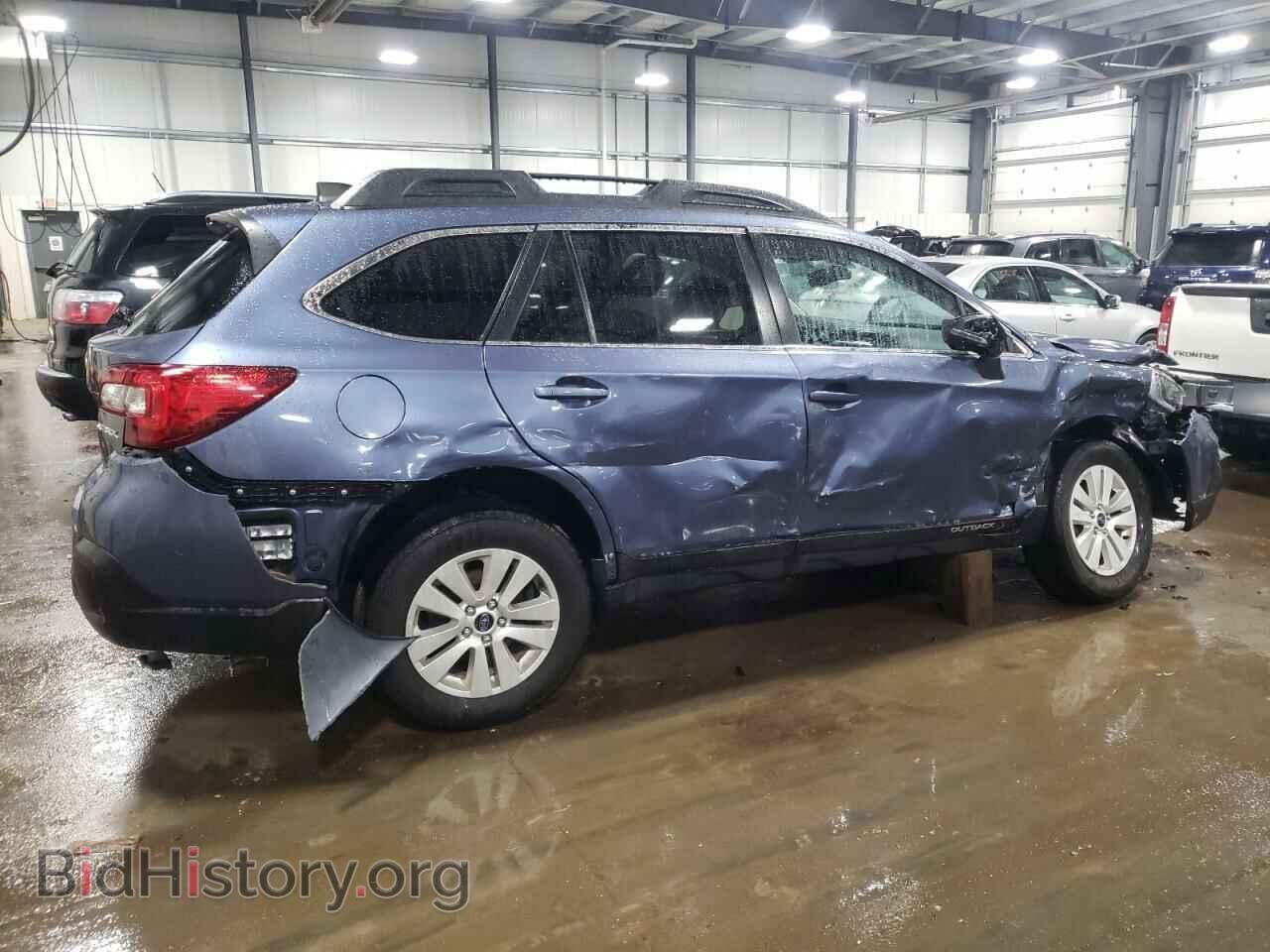 2018 SUBARU OUTBACK - VIN: 4S4BSAFC5J3362167 - Фото 3