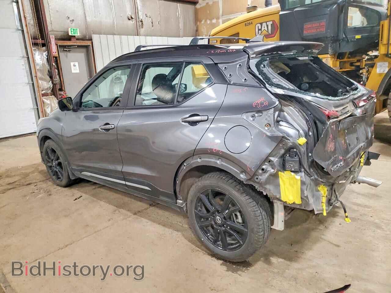 2021 NISSAN KICKS - VIN: 3N1CP5DV2ML512074 - Photo 2