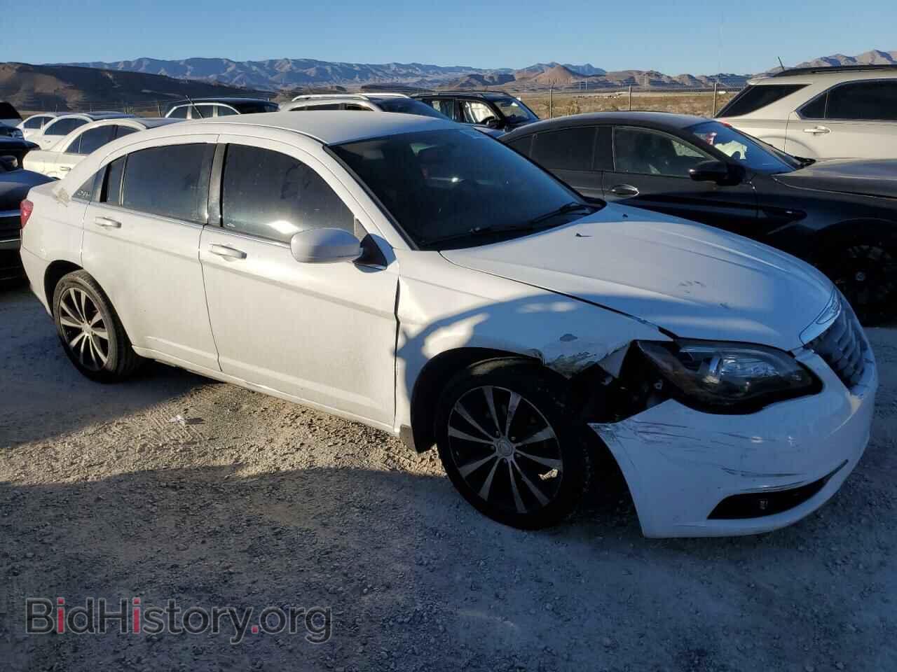 2013 CHRYSLER 200 - VIN: 1C3CCBBB0DN516046 - Фото 4