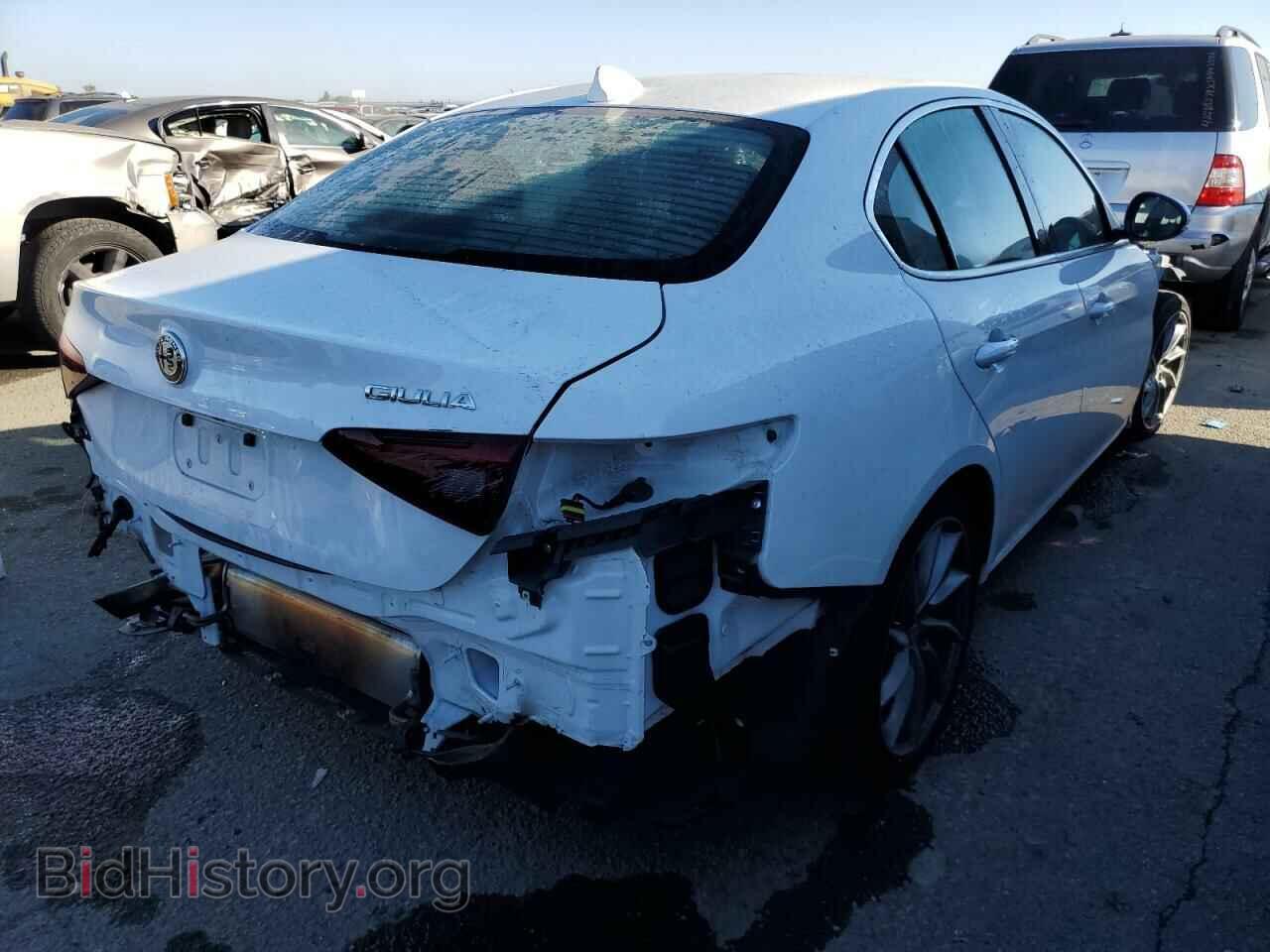 2017 ALFA ROMEO GIULIA - VIN: ZARFAEBN5H7550106 - Фото 3