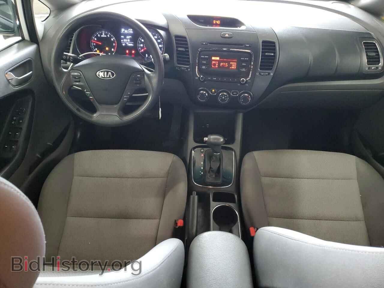 2017 KIA FORTE - VIN: 3KPFK4A75HE097304 - Фото 8