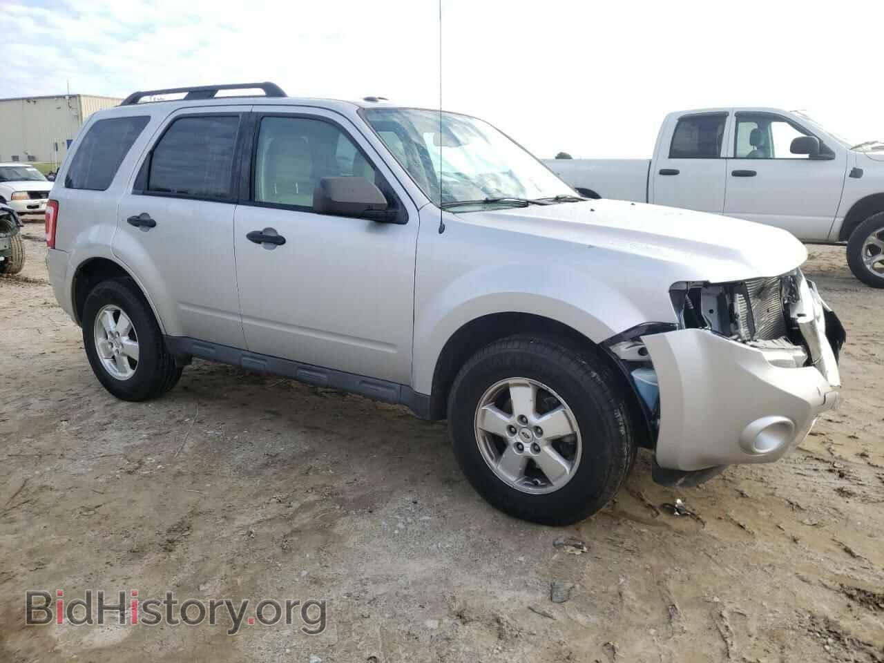 2011 FORD ESCAPE - VIN: 1FMCU0D71BKC25720 - Фото 4