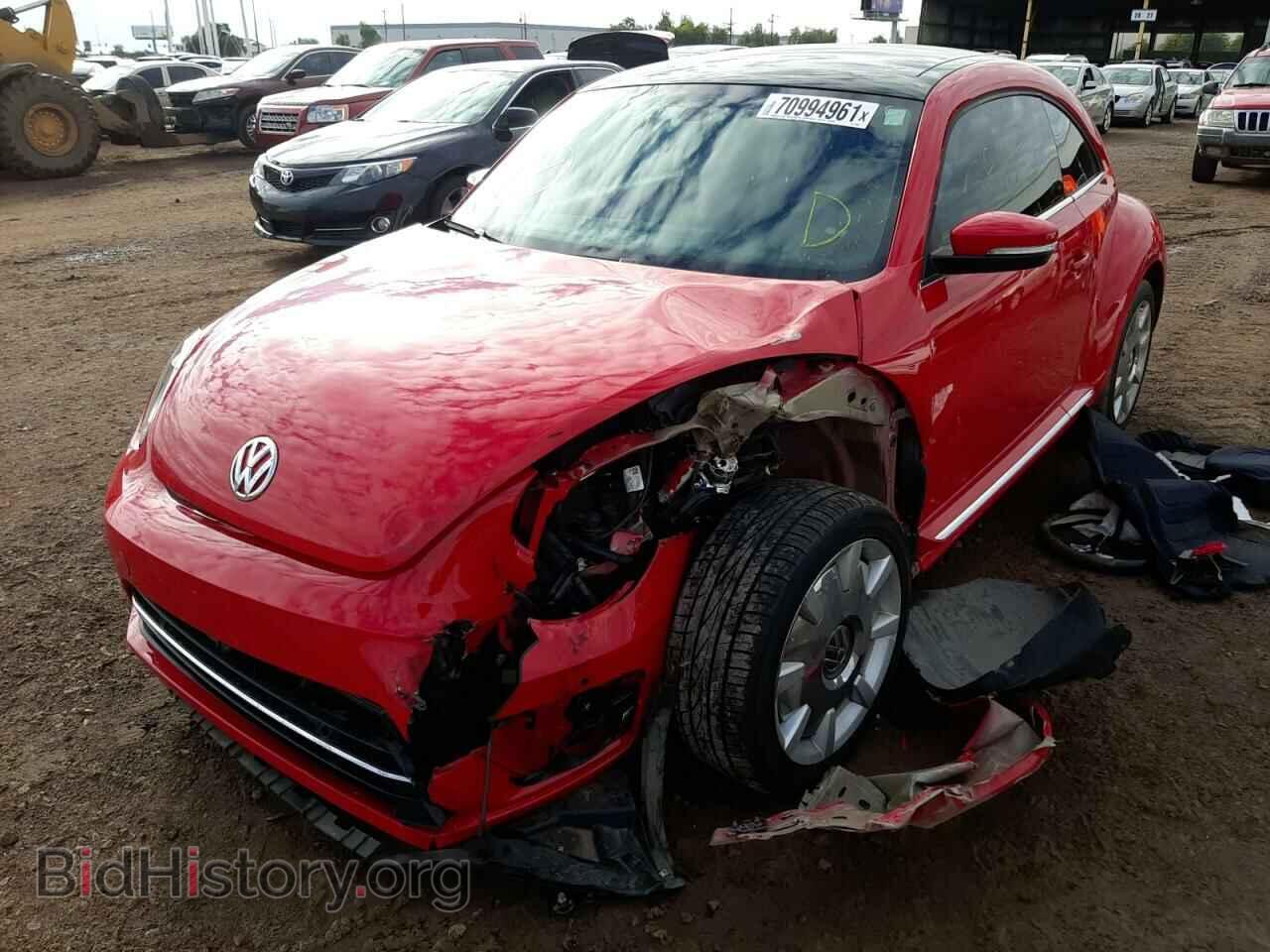 2019 VOLKSWAGEN BEETLE - VIN: 3VWJD7AT5KM709532 - Фото 2
