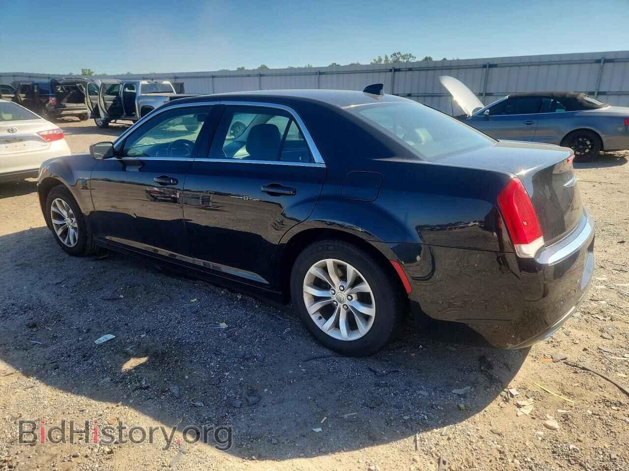 2015 CHRYSLER 300 - VIN: 2C3CCAAG4FH766487 - Photo 2