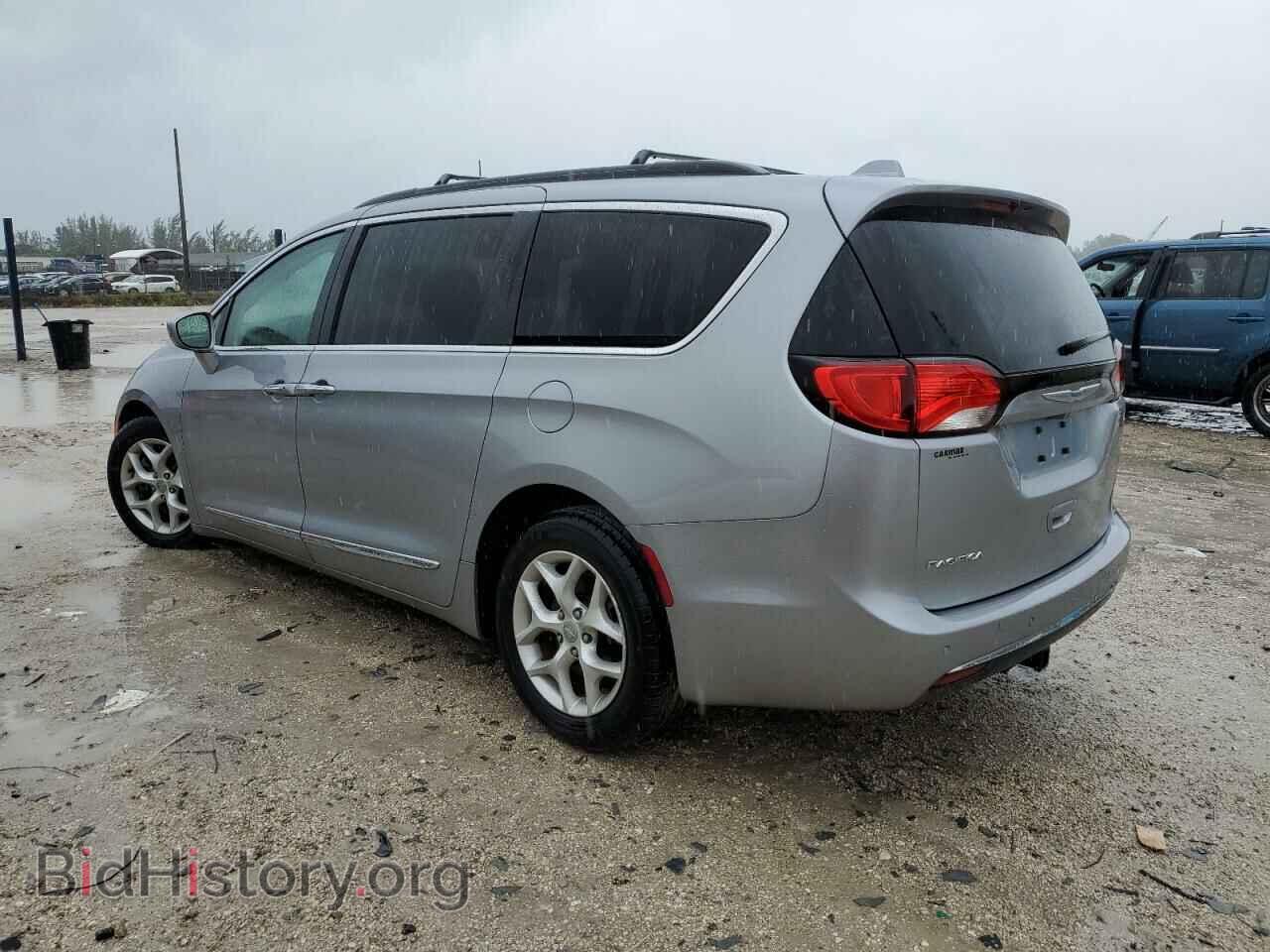 2017 CHRYSLER PACIFICA - VIN: 2C4RC1BG8HR831388 - Photo 2