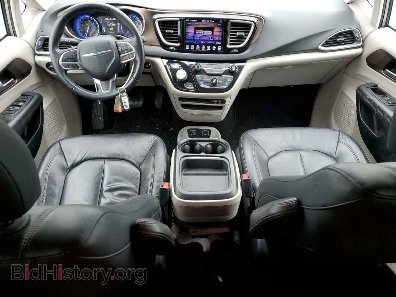 2017 CHRYSLER PACIFICA - VIN: 2C4RC1BG8HR831388 - Photo 8