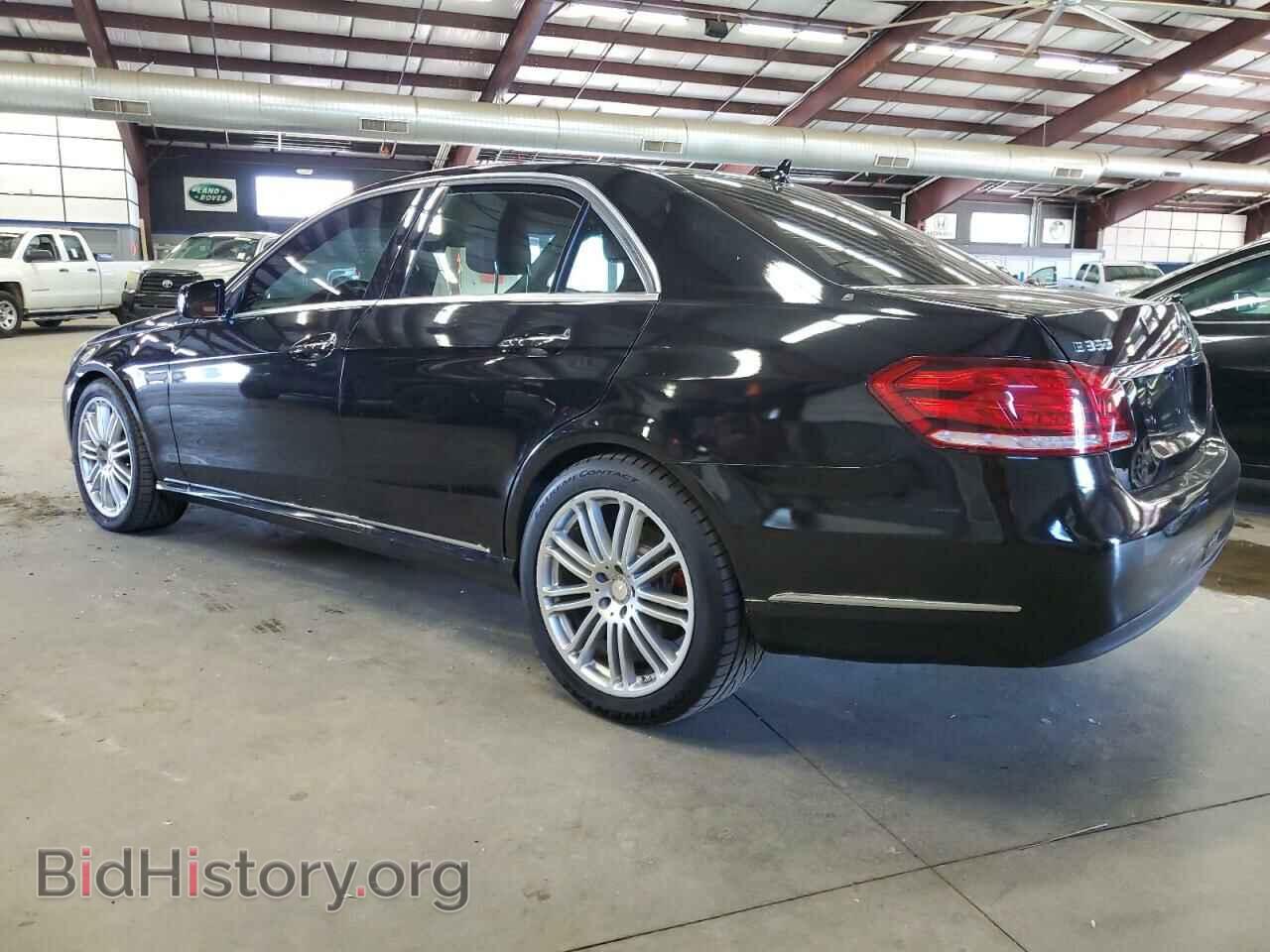 2016 MERCEDES-BENZ E-CLASS - VIN: WDDHF8JB1GB244891 - Фото 2