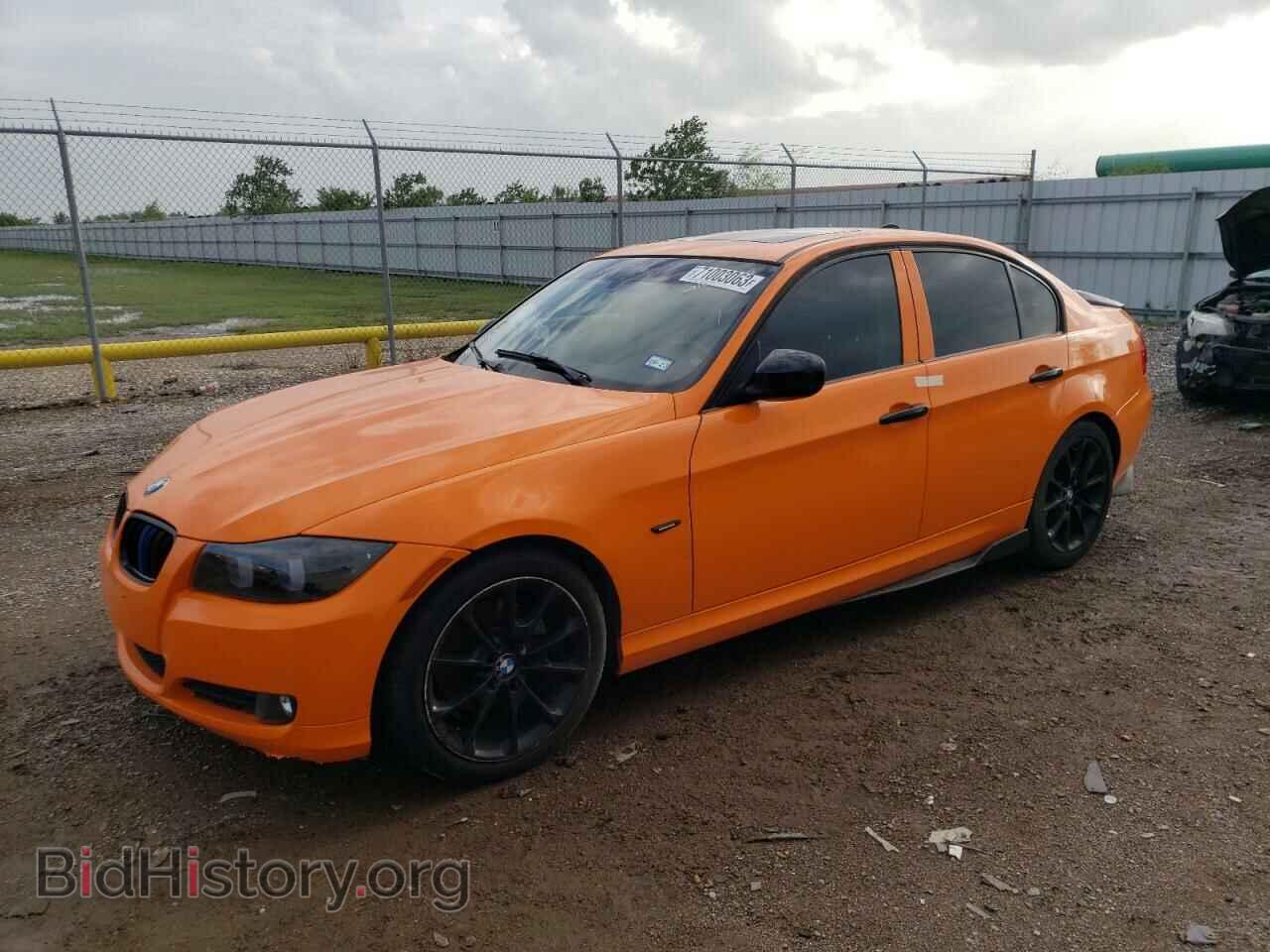 Photo WBAPH5C56BA446630 - BMW 3 SERIES 2011