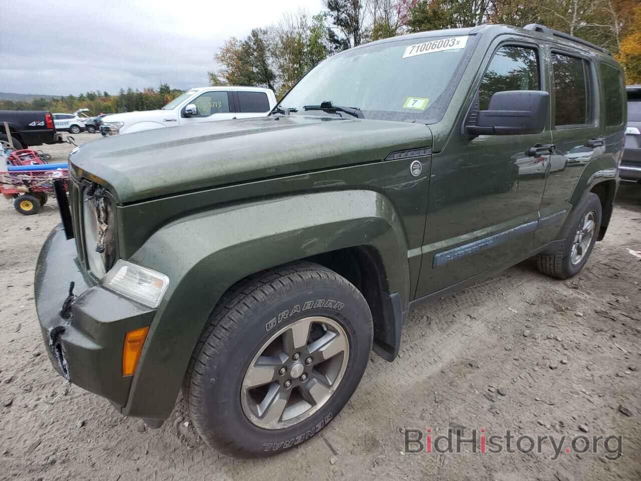 Photo 1J8GN28K28W285948 - JEEP LIBERTY 2008