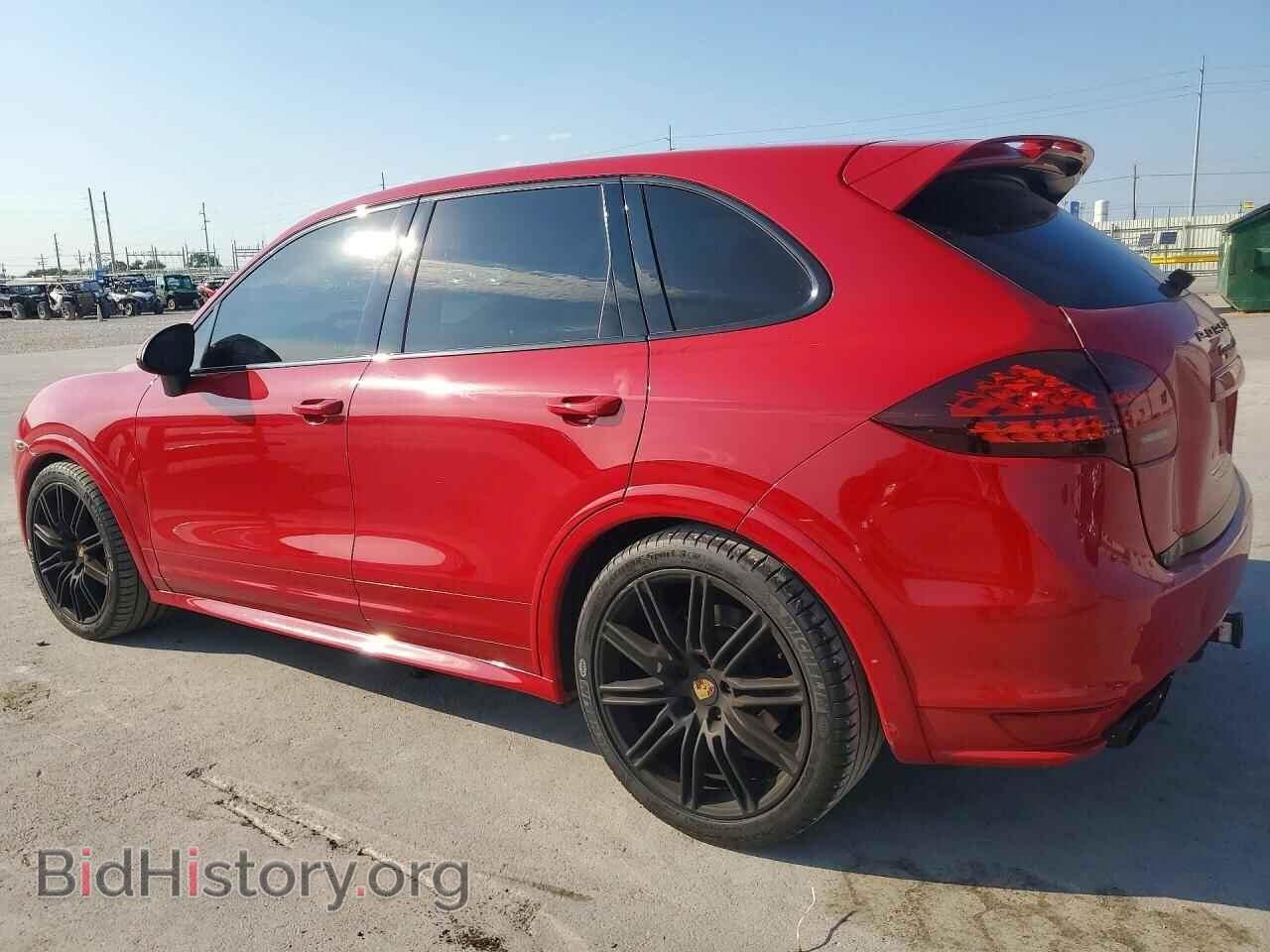 2013 PORSCHE CAYENNE - VIN: WP1AD2A23DLA79770 - Photo 2