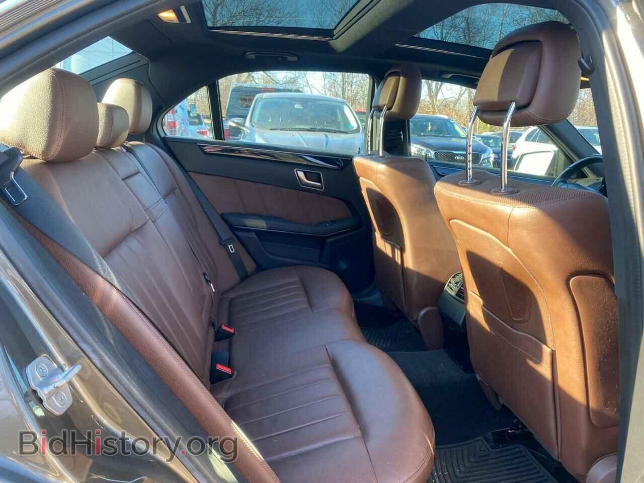 2012 MERCEDES-BENZ E-CLASS - VIN: WDDHF2EB7CA570864 - Photo 4