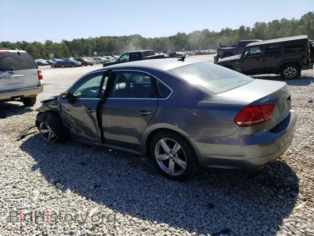 2013 VOLKSWAGEN PASSAT - VIN: 1VWBP7A31DC136144 - Фото 2