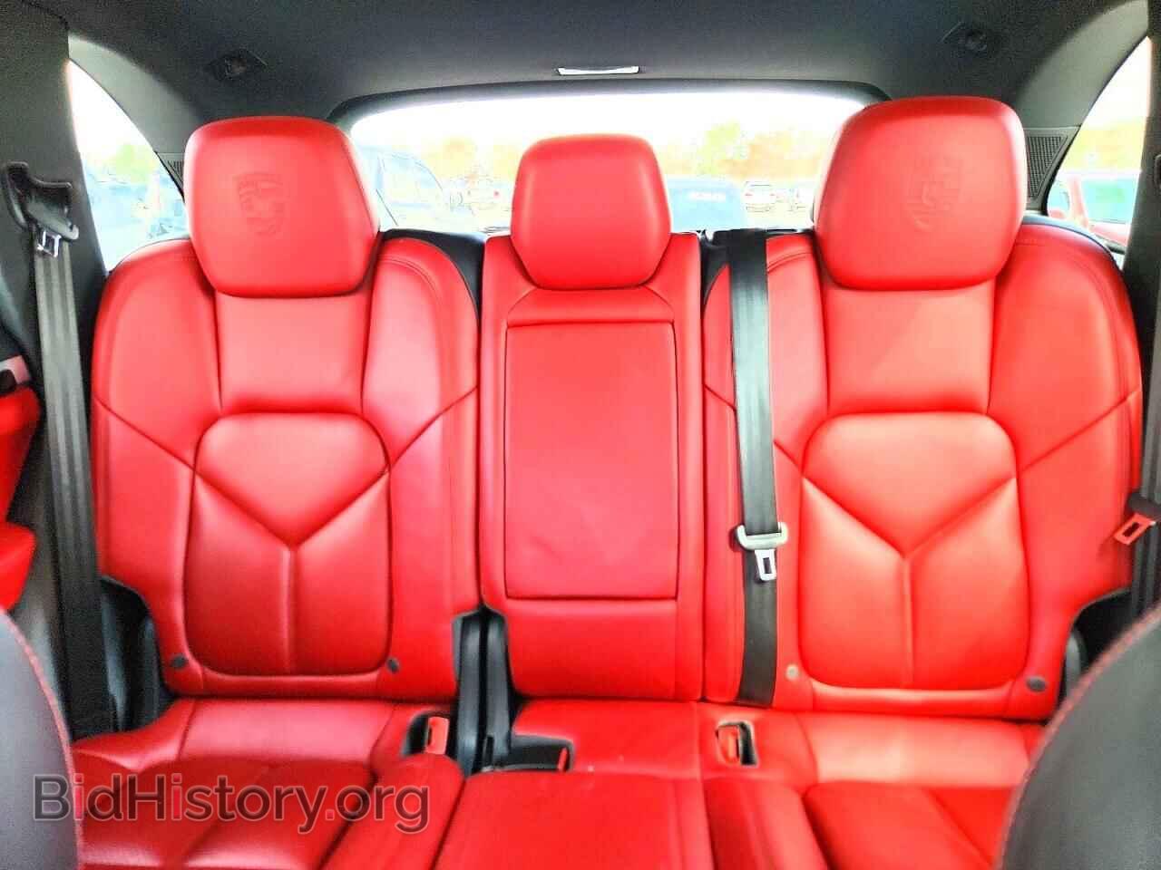 2017 PORSCHE CAYENNE - VIN: WP1AE2A28HLA73997 - Фото 10